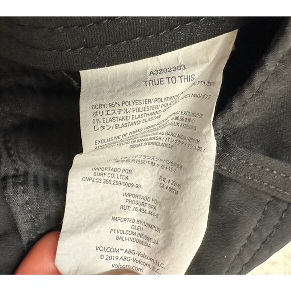 Volcom Mens Shorts Size 36 - Picture 5 of 7